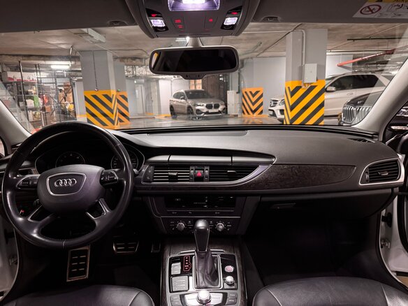 2017 Audi A6 IV (C7) Рестайлинг, белый, 2200000 рублей - вид 12