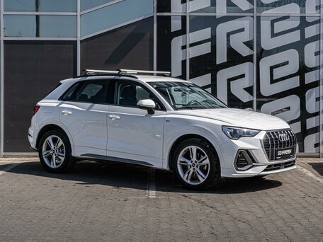 Audi Q3 II (F3)