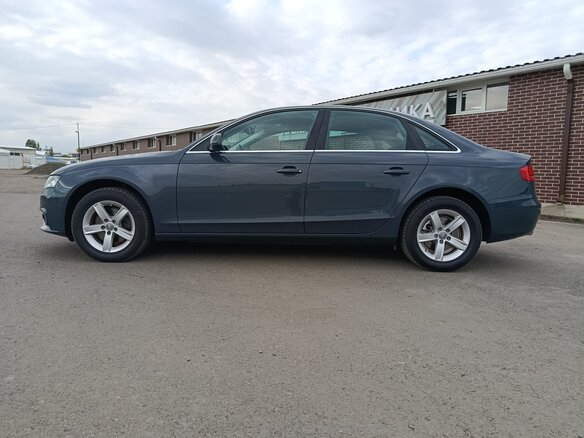 2011 Audi A4 IV (B8), серый, 1700000 рублей - вид 17