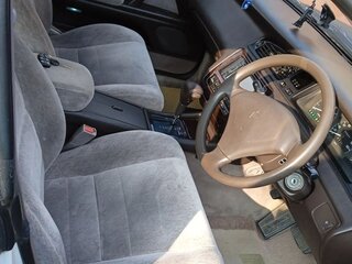 1993 Toyota Crown IX (S140), чёрный, 650000 рублей, вид 3