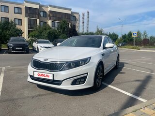 2013 Kia Optima III Рестайлинг, белый, 1749999 рублей, вид 3