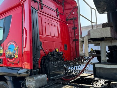 2011 Iveco Stralis, красный, 1550000 рублей, вид 5