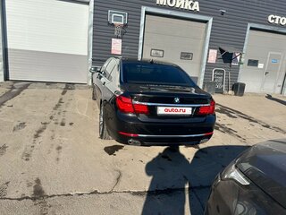 2013 BMW 7 серии Long 740Li xDrive V (F01/F02/F04) Рестайлинг, чёрный, 2100000 рублей, вид 3