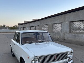 1983 Lada (ВАЗ) 21013, белый, 330000 рублей, вид 5