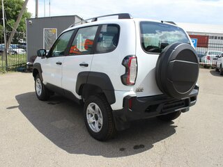 2026 Lada (ВАЗ) Niva Travel I Рестайлинг, белый, 1603000 рублей, вид 4