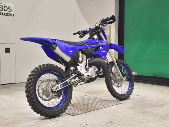 2023 Yamaha YZ125, синий, 650000 рублей - вид 4