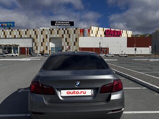 2013 BMW 5 серии 528i xDrive VI (F10/F11/F07) Рестайлинг, серый, 2500000 рублей, вид 4