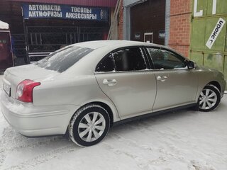 2008 Toyota Avensis II Рестайлинг, серебристый, 1150000 рублей, вид 3