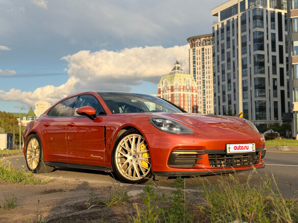 2020 Porsche Panamera 4 II, оранжевый, 8300000 рублей - вид 30