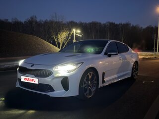 2017 Kia Stinger I, белый, 3000000 рублей, вид 2