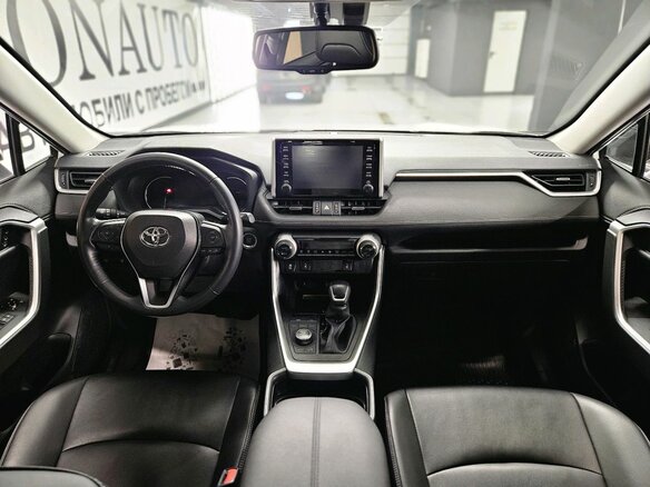2019 Toyota RAV4 V (XA50), белый - вид 23