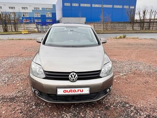 2011 Volkswagen Golf Plus II, коричневый, 600000 рублей, вид 1