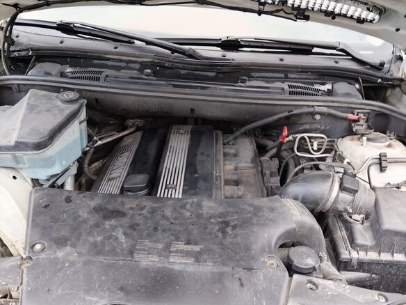 2004 BMW X5 3.0i I (E53) Рестайлинг, белый, 1050000 рублей - вид 10