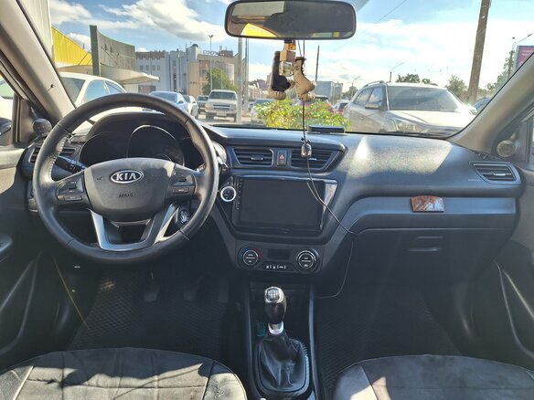 2012 Kia Rio 5-speed III, белый - вид 9