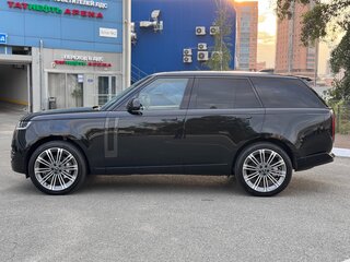 2025 Land Rover Range Rover D350 MHEV V, чёрный, 21900000 рублей, вид 2