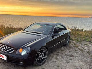 2004 Mercedes-Benz CLK-Класс 240 II (W209), чёрный, 650000 рублей, вид 1