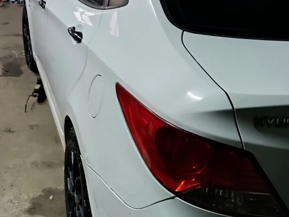 2013 Hyundai Solaris I, белый, 630000 рублей - вид 3