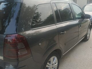 2012 Opel Zafira B Рестайлинг, серый, 1100000 рублей, вид 4