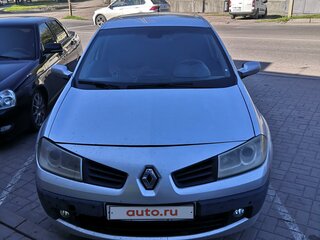 2006 Renault Megane II Рестайлинг, серебристый, 500000 рублей, вид 4