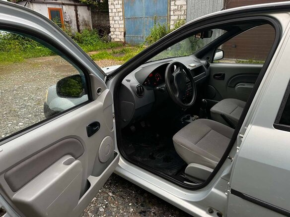 2007 Renault Logan I, серый, 350000 рублей - вид 5