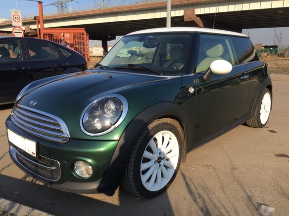 2012 Mini Hatch Cooper II (R56) Рестайлинг, зелёный - вид 1