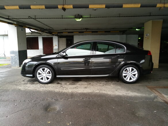 2008 Renault Laguna III, чёрный