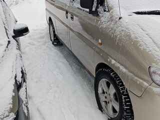 2000 Hyundai H-1 I, бежевый, 449000 рублей, вид 3
