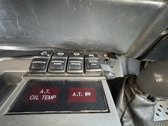 1990 Toyota Land Cruiser Prado 70 Series, оранжевый - вид 13