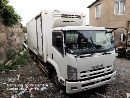 2013 Isuzu Forward (F-Series), белый, 6250000 рублей, вид 4