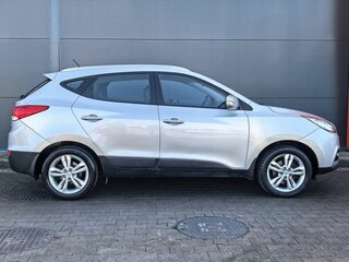 2011 Hyundai ix35 I, серебристый, 1199000 рублей, вид 3