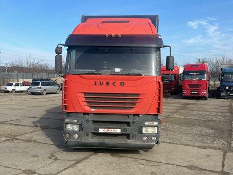 2002 Iveco Stralis, красный, 1000000 рублей, вид 1