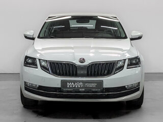 2020 Skoda Octavia III (A7) Рестайлинг, белый, 1650000 рублей, вид 2