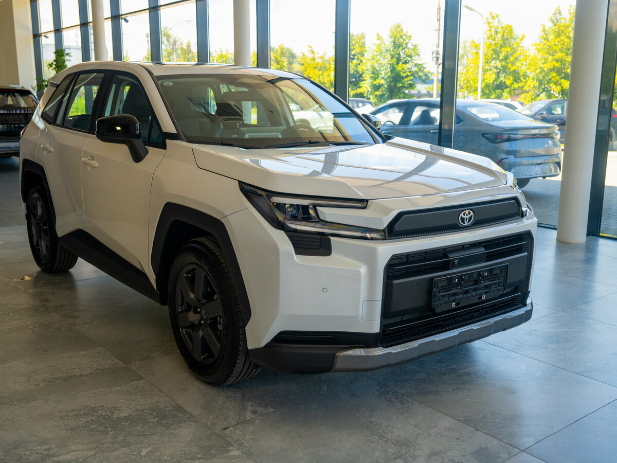 Открыть фотографии: Toyota RAV4 VI (XA60)
