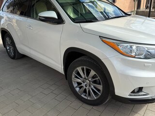 2015 Toyota Highlander III (XU50), белый, 3800000 рублей, вид 2
