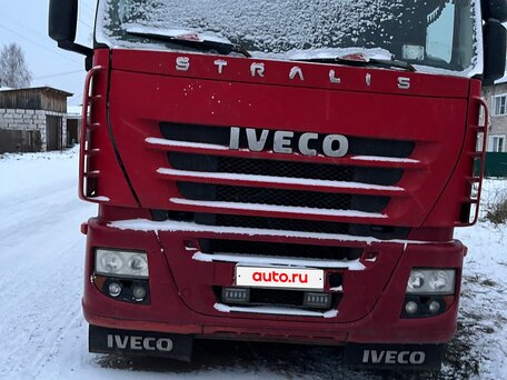 2008 Iveco Stralis, красный, 2350000 рублей, вид 4