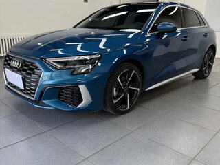2022 Audi A3 Sportback 35 TFSI IV (8Y), голубой, 1990000 рублей, вид 1
