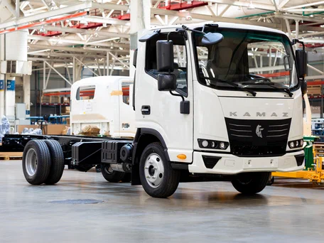 2026 КамАЗ 43085 Компас-5, белый, 3140000 рублей, вид 3