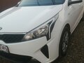 2021 Kia Rio IV Рестайлинг, белый, 1400000 рублей - вид 5