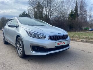 2017 Kia Ceed II Рестайлинг, серебристый, 1550000 рублей, вид 3
