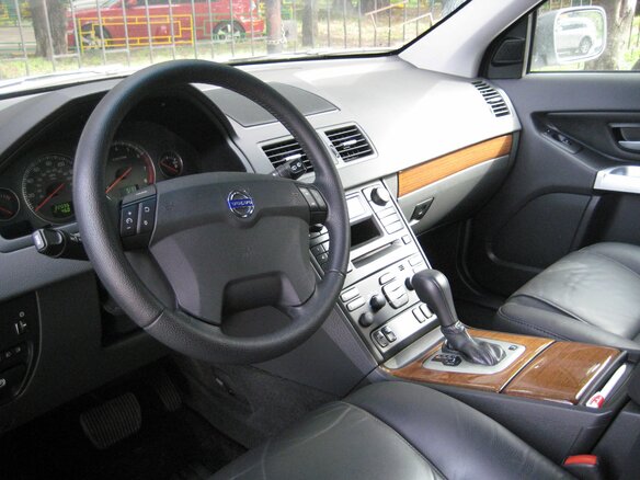 2005 Volvo XC90 I, серебристый - вид 1