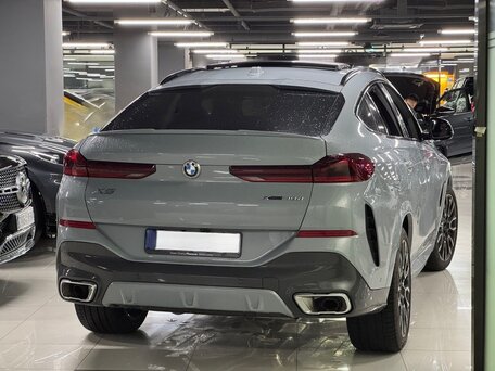 2026 BMW X6 30d III (G06) Рестайлинг, серый, 13690000 рублей, вид 3