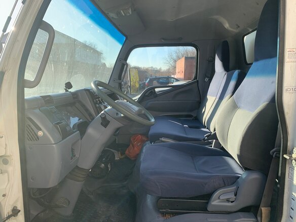 2017 Fuso (Mitsubishi) Canter, белый, 2270000 рублей - вид 17
