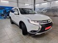 2017 Mitsubishi Outlander III Рестайлинг 2, белый, 1900000 рублей - вид 3