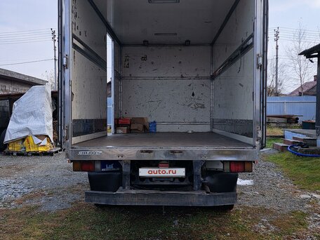2004 Isuzu Elf (N-series), белый, 2100000 рублей, вид 4