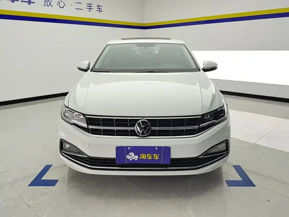 2022 Volkswagen Bora IV (China Market) Рестайлинг, белый, 1300000 рублей - вид 2