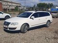 2009 Volkswagen Passat B6, белый, 750000 рублей