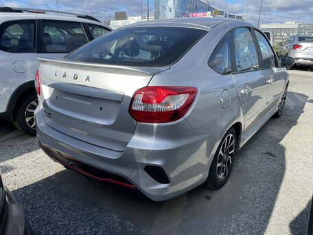 2026 Lada (ВАЗ) Granta Sportline I Рестайлинг, серебристый, 1429000 рублей, вид 5