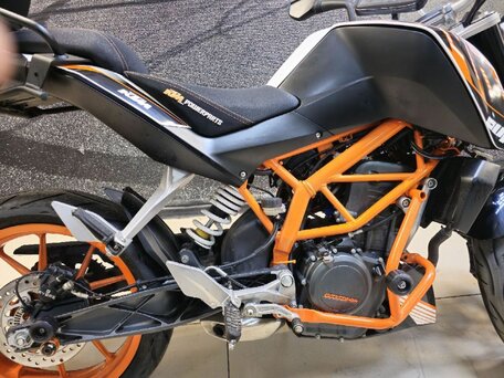 2014 KTM 390 Duke, оранжевый, 389000 рублей, вид 4