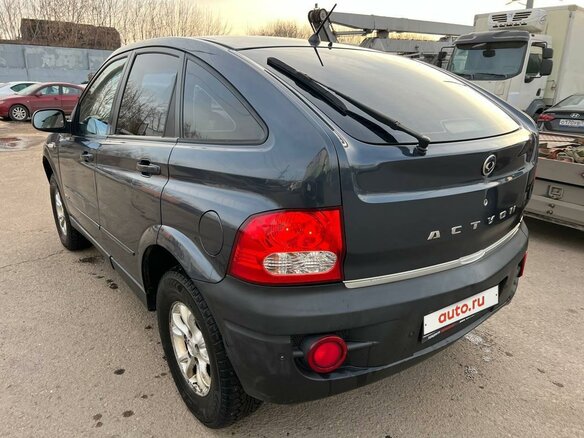2007 SsangYong Actyon 4-speed I, серый, 525000 рублей - вид 8