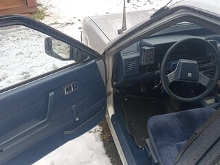1985 Mazda 626 II (GC), серебристый, 49000 рублей, вид 3